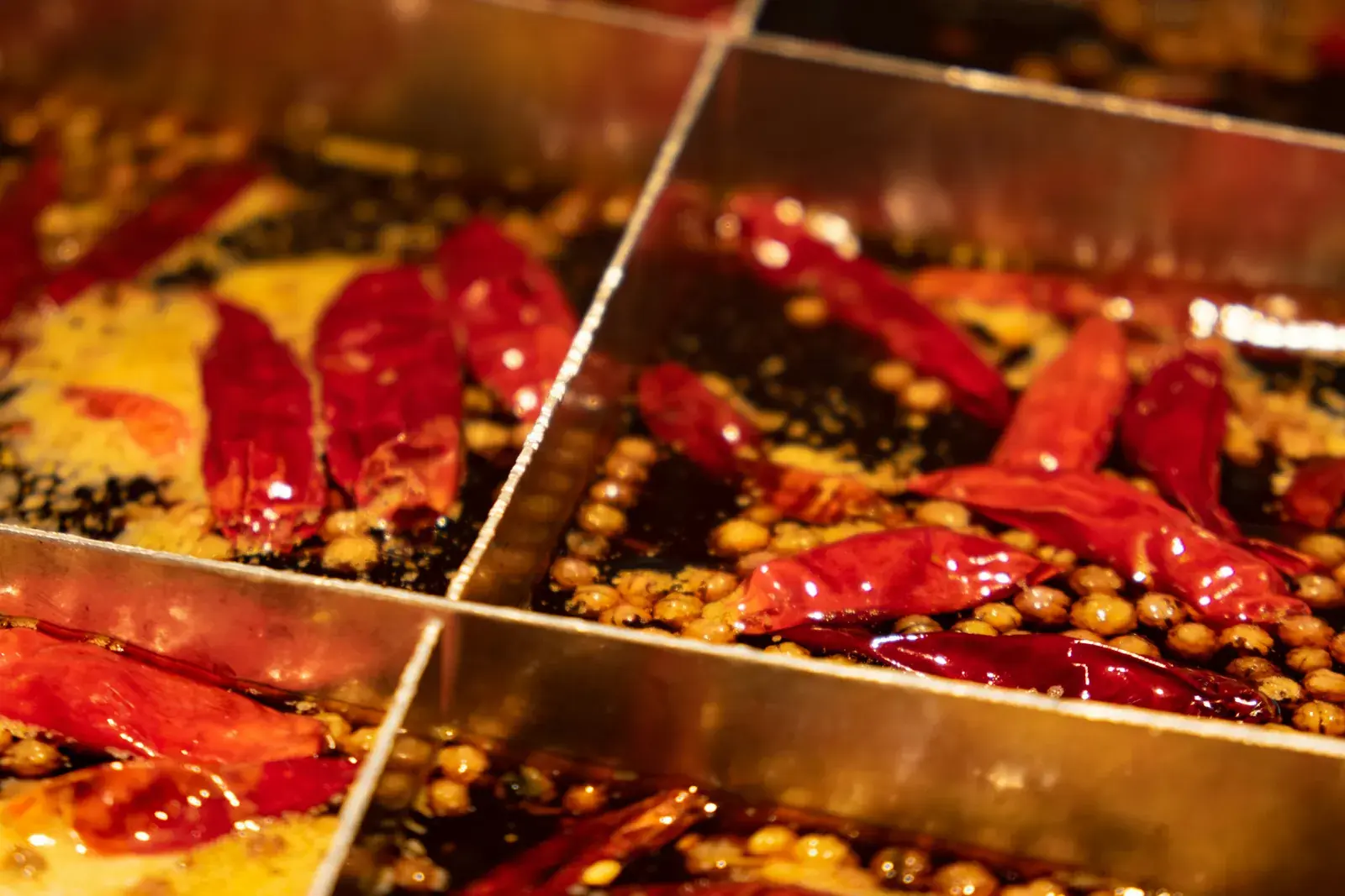 Dried chilis used in Chinese hot pot