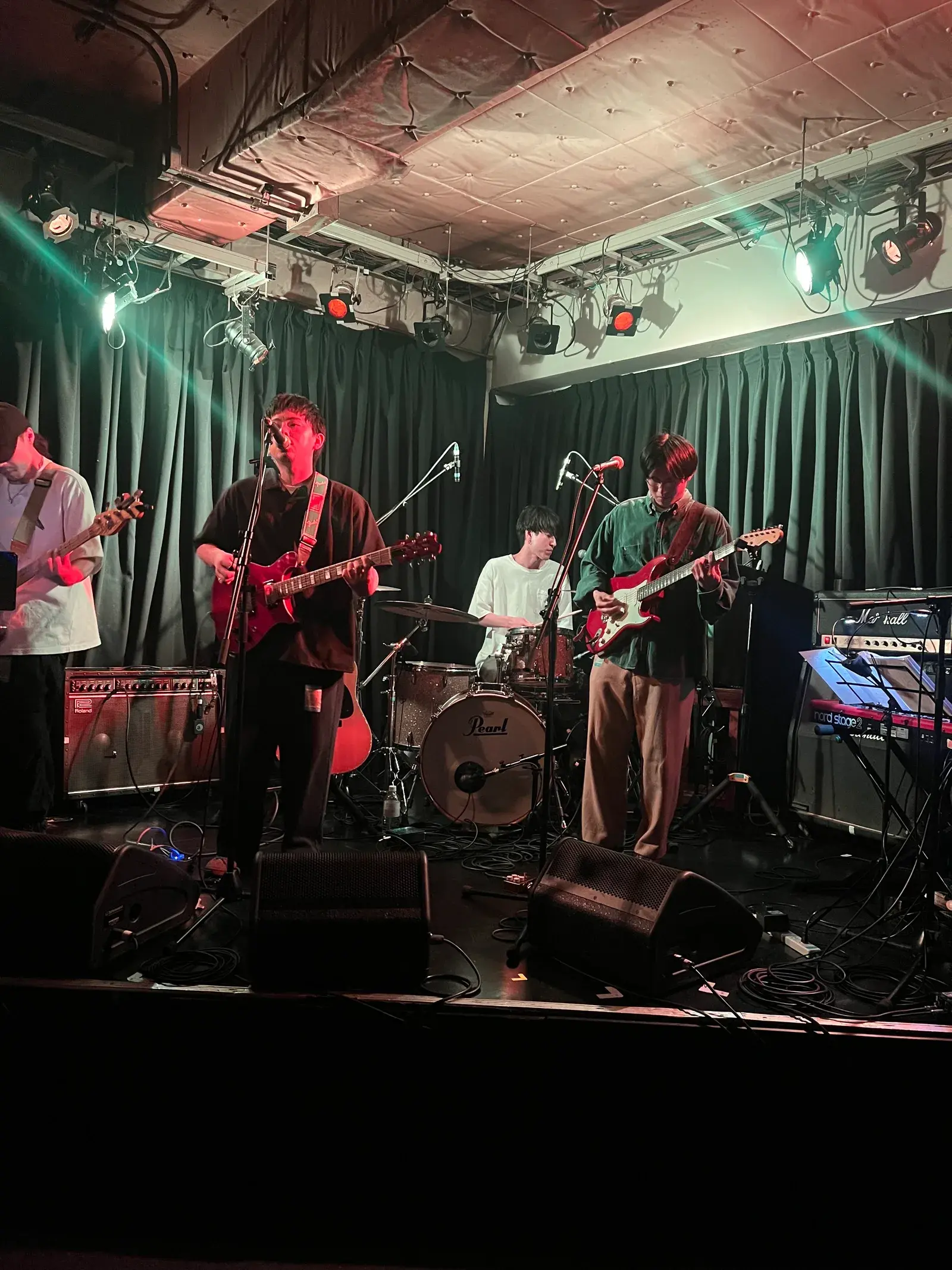 Basement Bar live music in Shimokitazawa